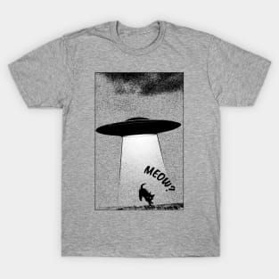 UFO kidnaps a cat T-Shirt